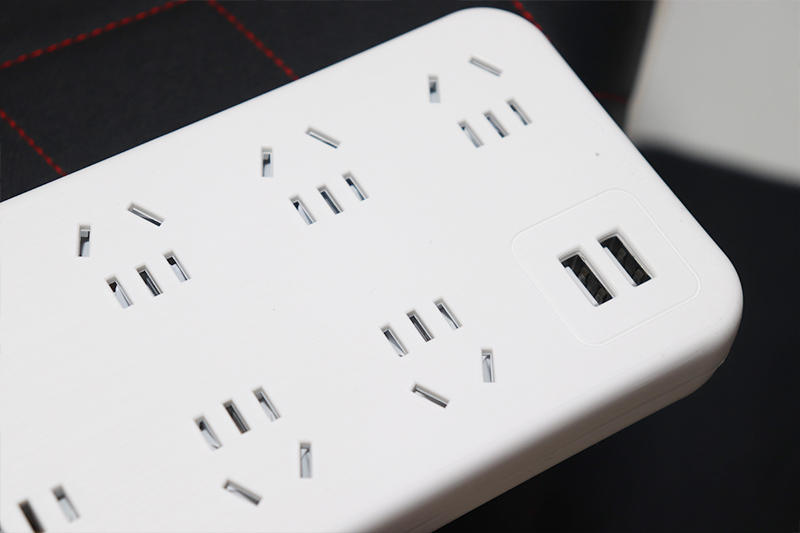 7孔插座只有两个接线孔,7孔插孔接线