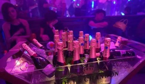 “陪溜妹”的工作是泄欲，*毒冰**能够“助性”？毒贩的嘴，骗人的鬼！