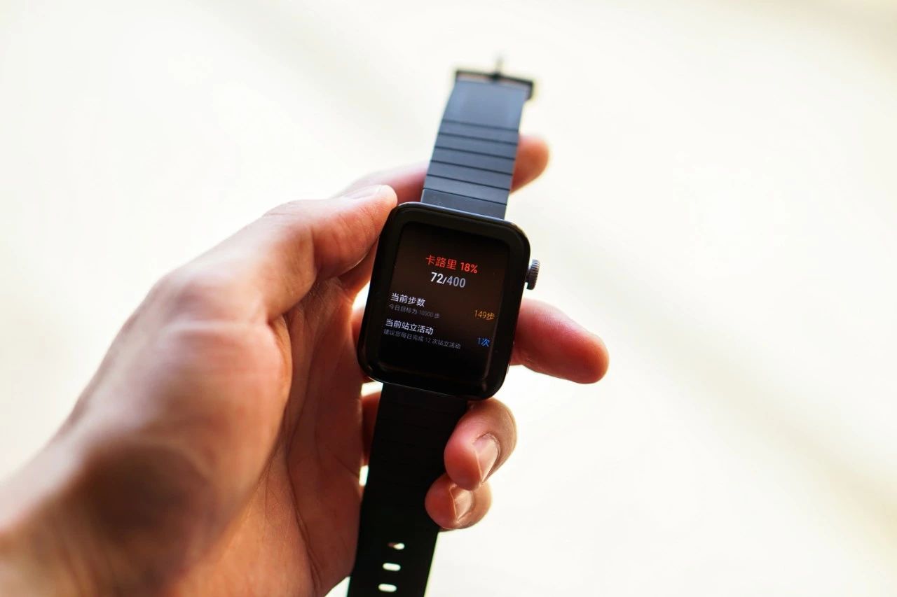 小米智能手表和华为手表哪个好,小米智能手表watch1和2有什么区别