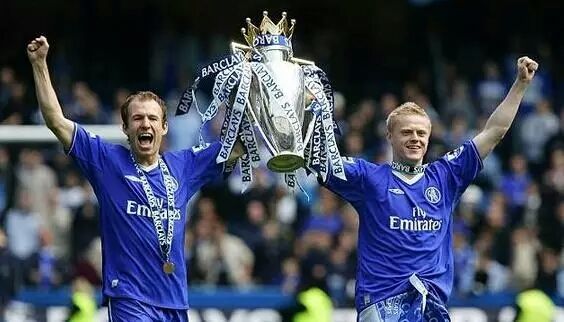 足球历史上谁惹到过梅西和c罗,足坛名帅评价梅西和c罗