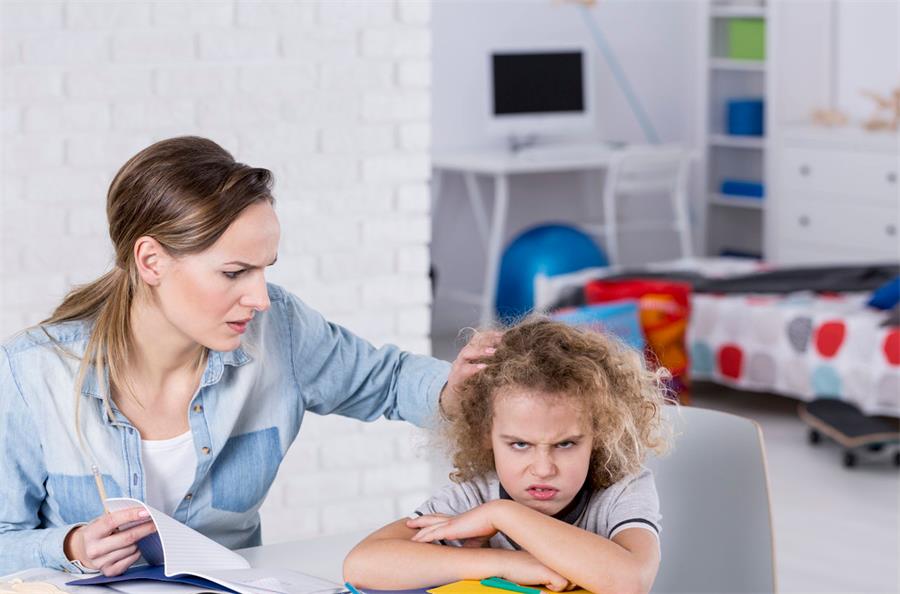 宝宝脾气大该怎么教育,宝宝性子急家长如何正确引导