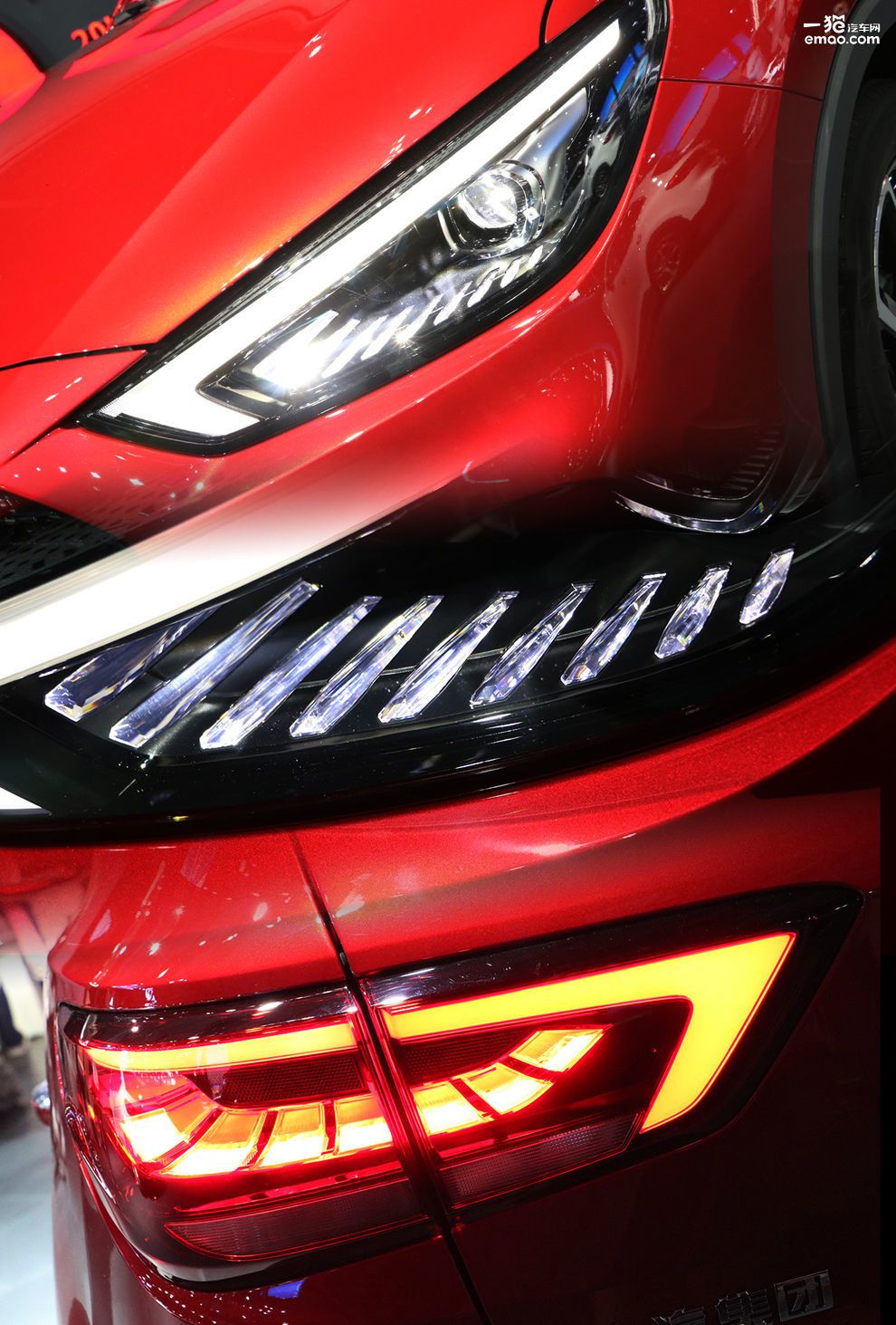 向运动出发全新一代名爵zs上市,全新名爵zs太会玩