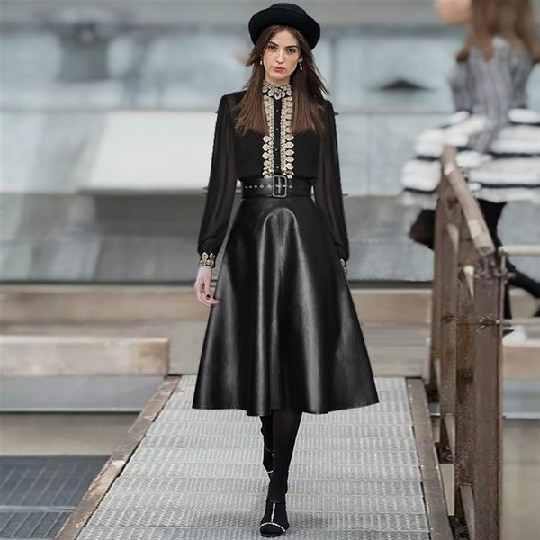 40岁女人穿毛衣搭配什么裤子,50岁女人毛衣配裙子的经典搭配