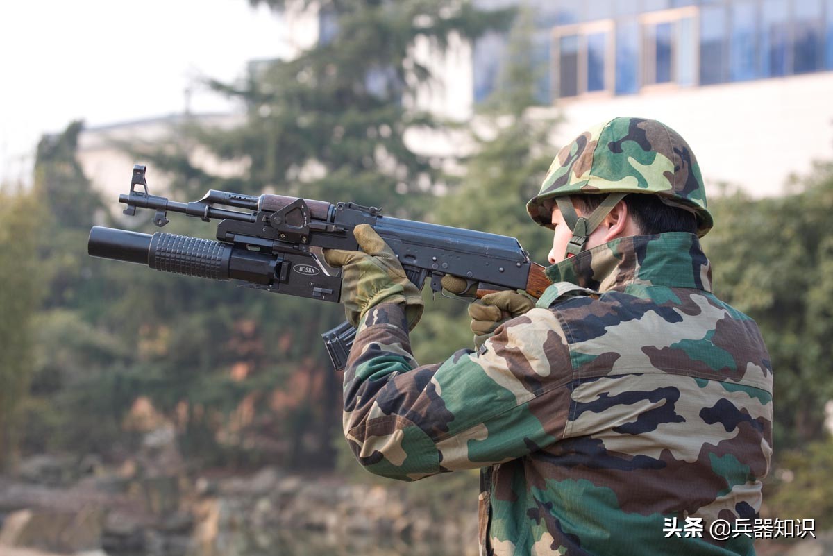 lg2型40毫米榴弹发射器,中国lg5型狙击榴弹发射器