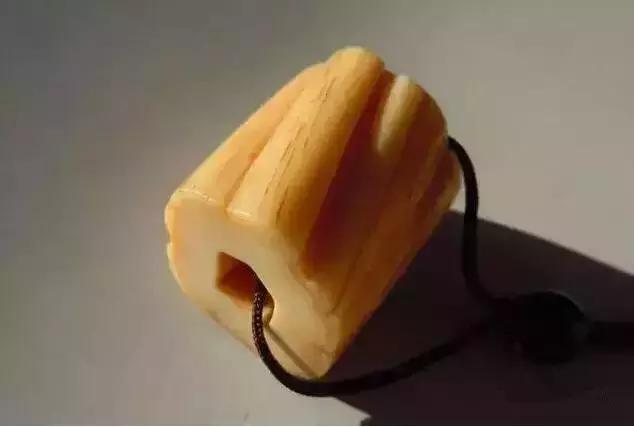 新手推荐的几种文玩,这九种文玩不能碰