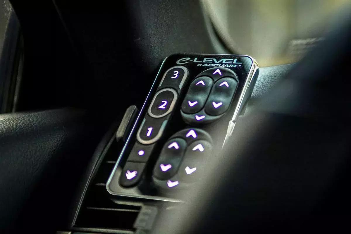 海外评测雷克萨斯gs350老款,雷克萨斯12款gs350评测