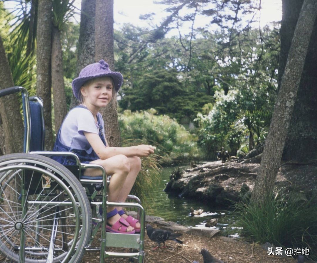 6岁被截肢，20岁被网暴，女孩儿鼓足勇气成为内衣模特