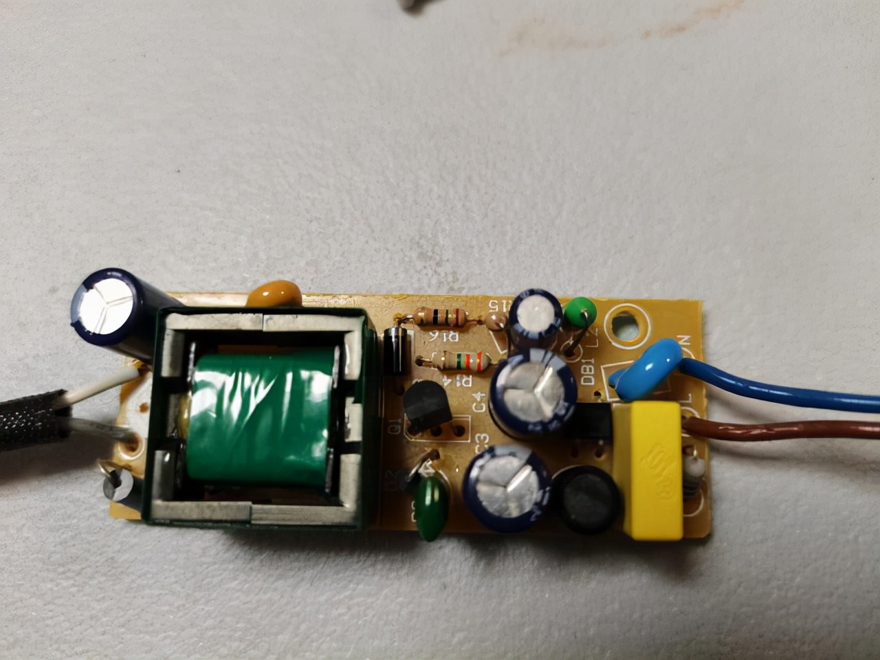 led灯构造讲解视频,led灯结构分解动画