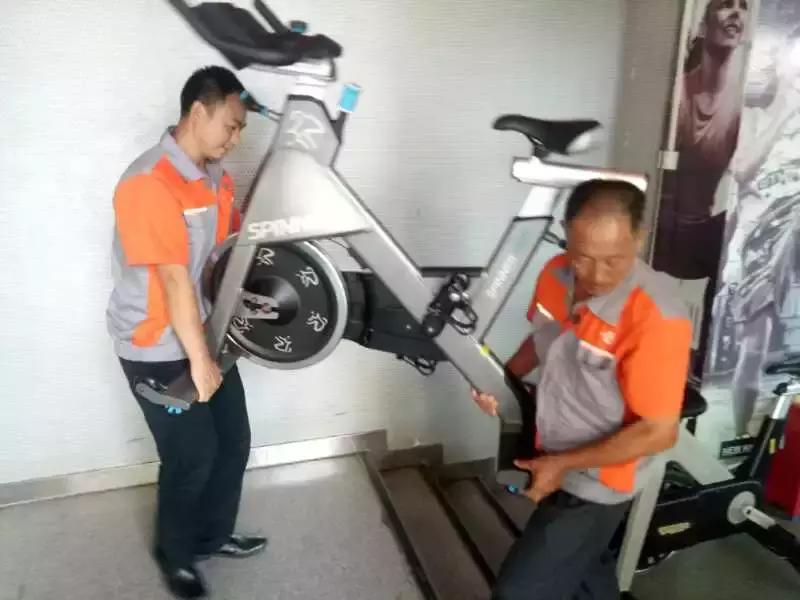 钢琴搬运流程及注意事项,钢琴搬运技巧注意事项