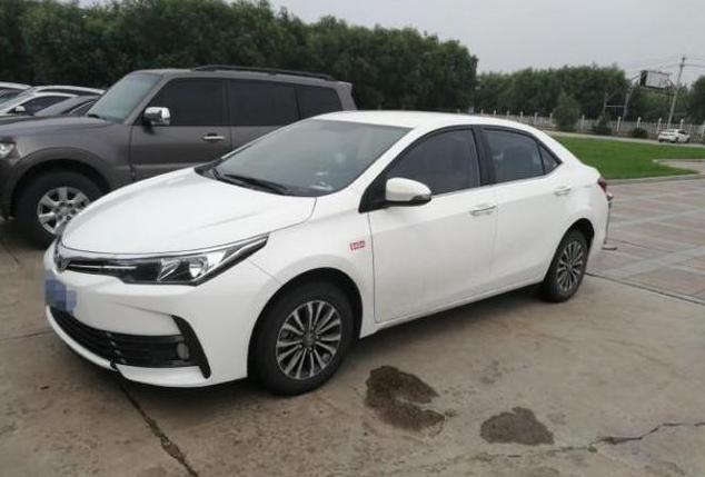 新车三个月轮胎侧面开裂怎么维权,新车轮胎出现裂纹4s店如何赔付