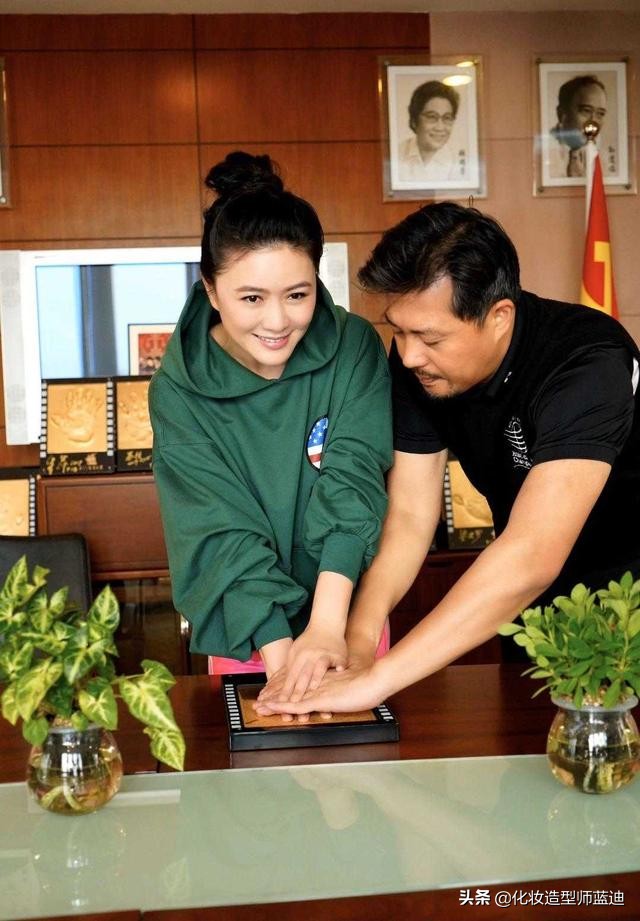 田海蓉惊艳拖地连衣裙高级照片,田海蓉薄纱连衣裙