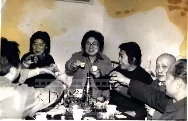 老照片：杨春霞李炳淑少女照，19岁的王昆，马玉涛郭兰英的年轻照