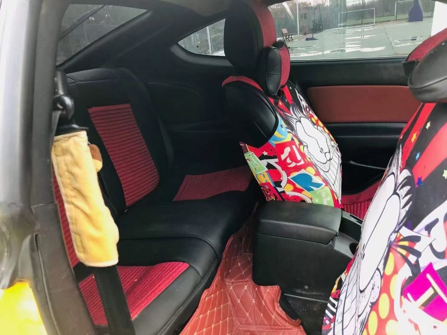 现代酷派一款除了外观就没有亮点的车