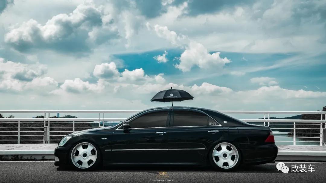 12代皇冠质感相当于现在的什么,最经典一款12代皇冠