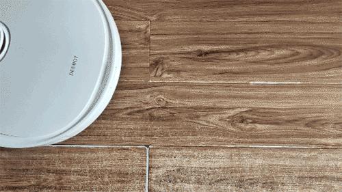 避障王者升级，强力清扫散香，科沃斯地宝T9扫地机成标杆产品