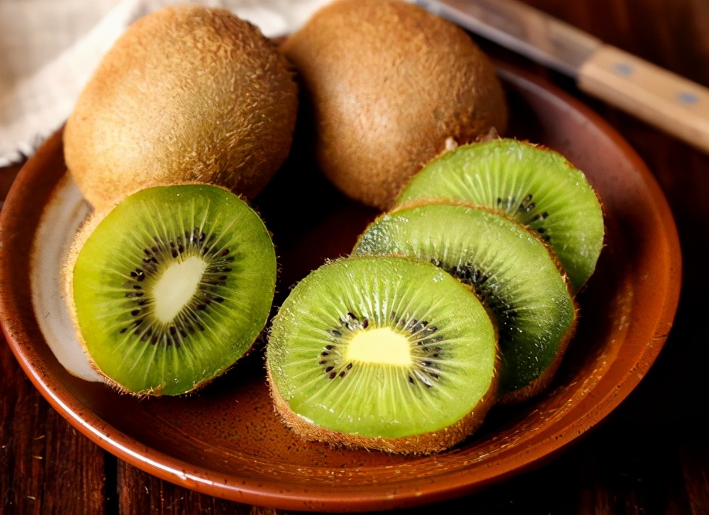 猕猴桃为啥一放软就坏了,猕猴桃批量催熟了容易坏怎么办