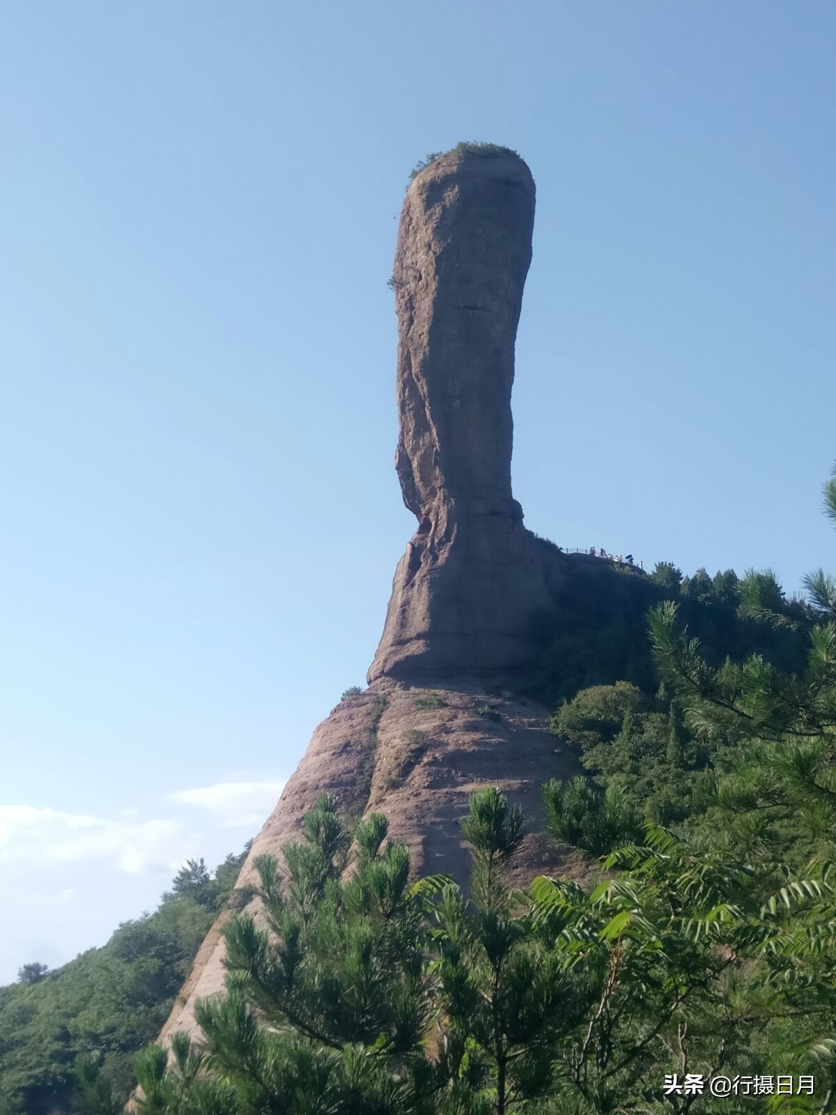 大自然鬼斧神工奇特山峰,大自然的鬼斧神工造就的奇峰怪石