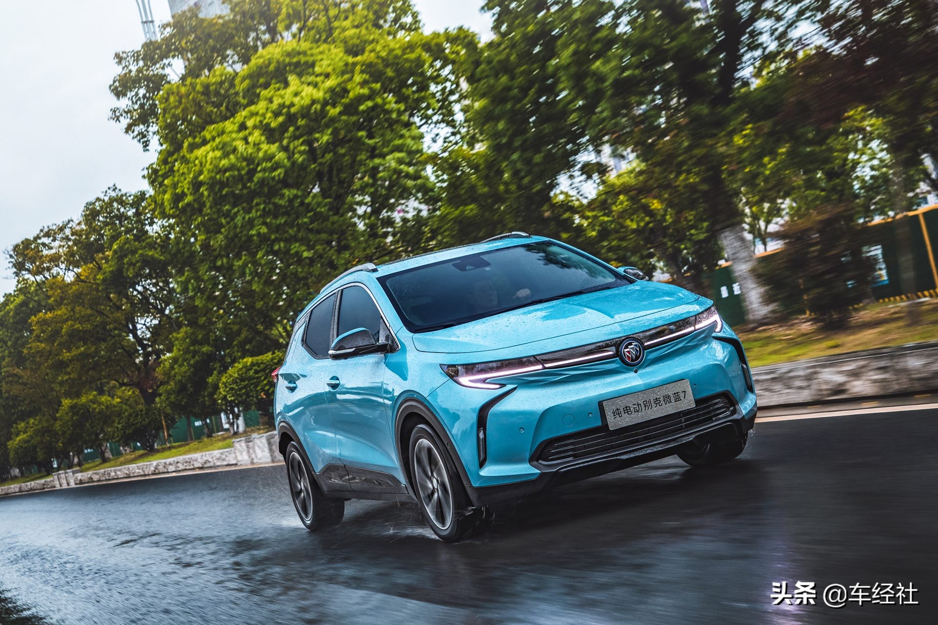 上海别克微蓝7评测,别克微蓝车主驾驶感受