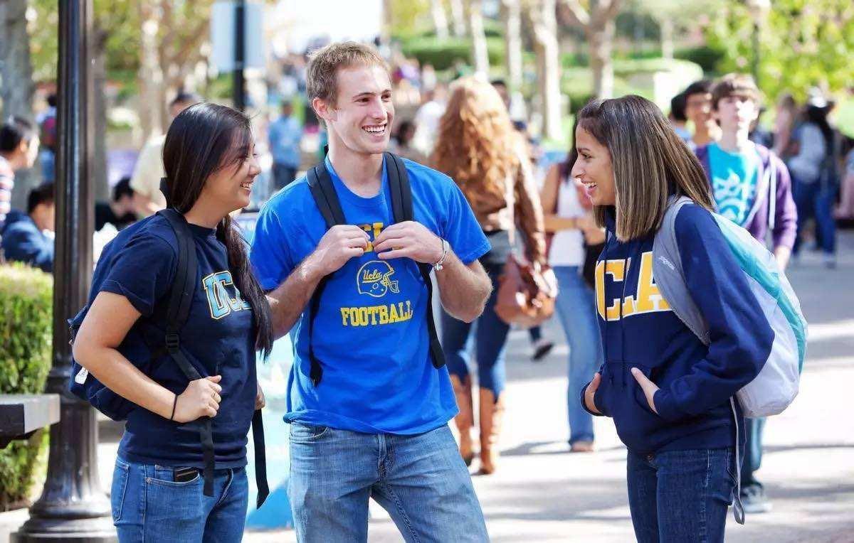 美国研究生留学签证材料清单,美国留学签证要多少资金担保