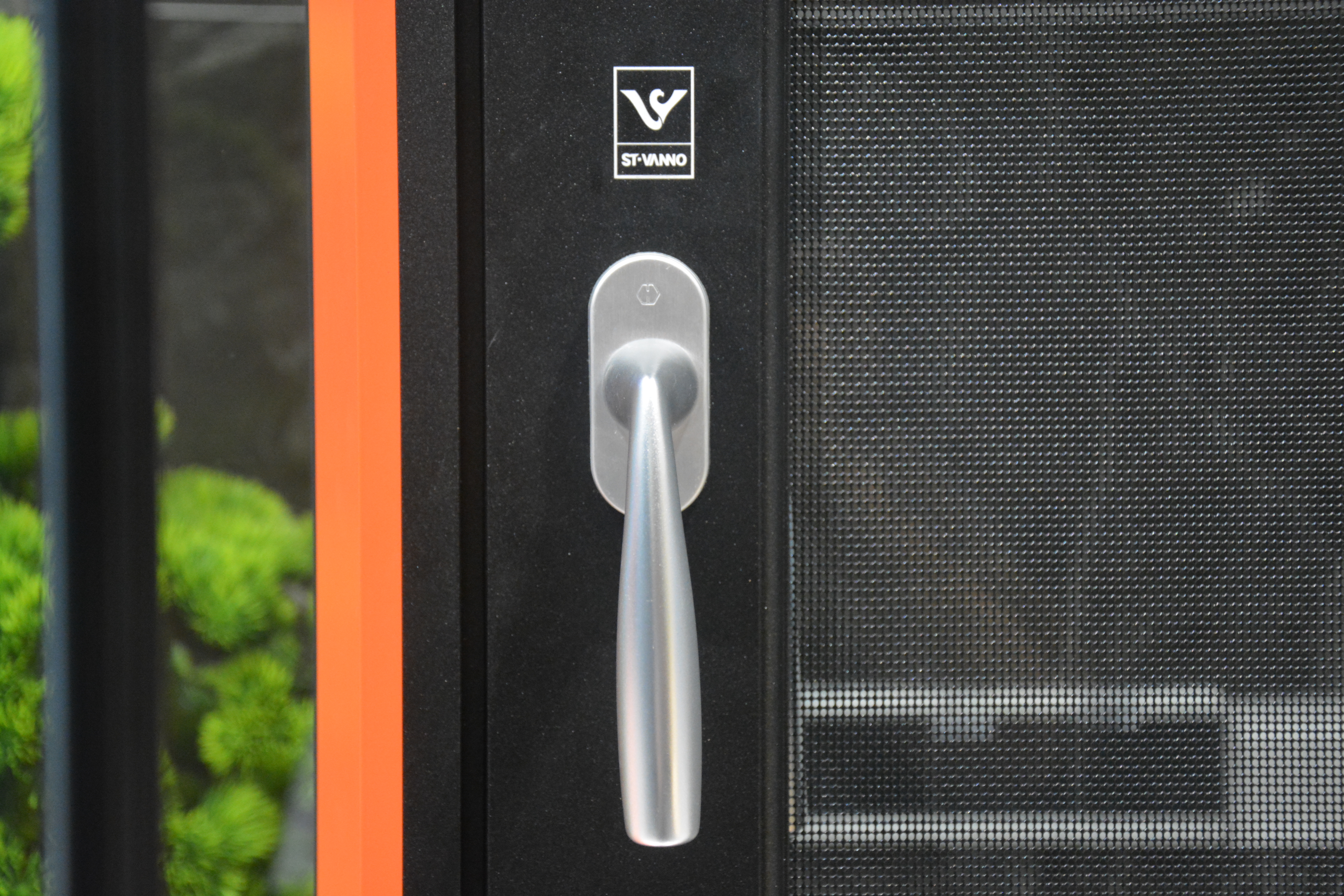 圣梵诺星睿106断桥窗仅需898元一平方?火了