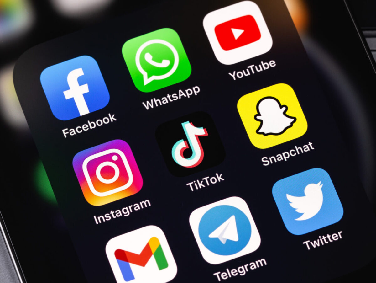 年轻读者正在离开主流媒体,报社能做些什么呢?