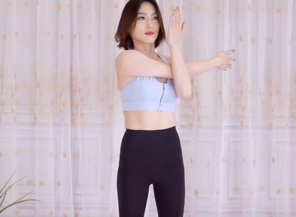 手臂又粗又宽怎么锻炼瘦得最快,胳膊粗怎么练才能瘦