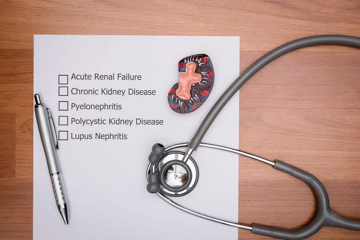 肾衰竭有这5个征兆头部有点疼,肾衰竭早期小便有什么症状