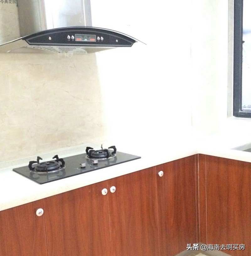 海口今典花园9栋装修,海口后花园最新楼盘价格