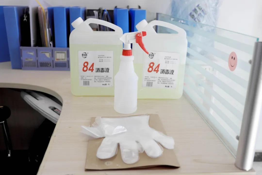 视觉|一家东风南方4S店复工前的日常