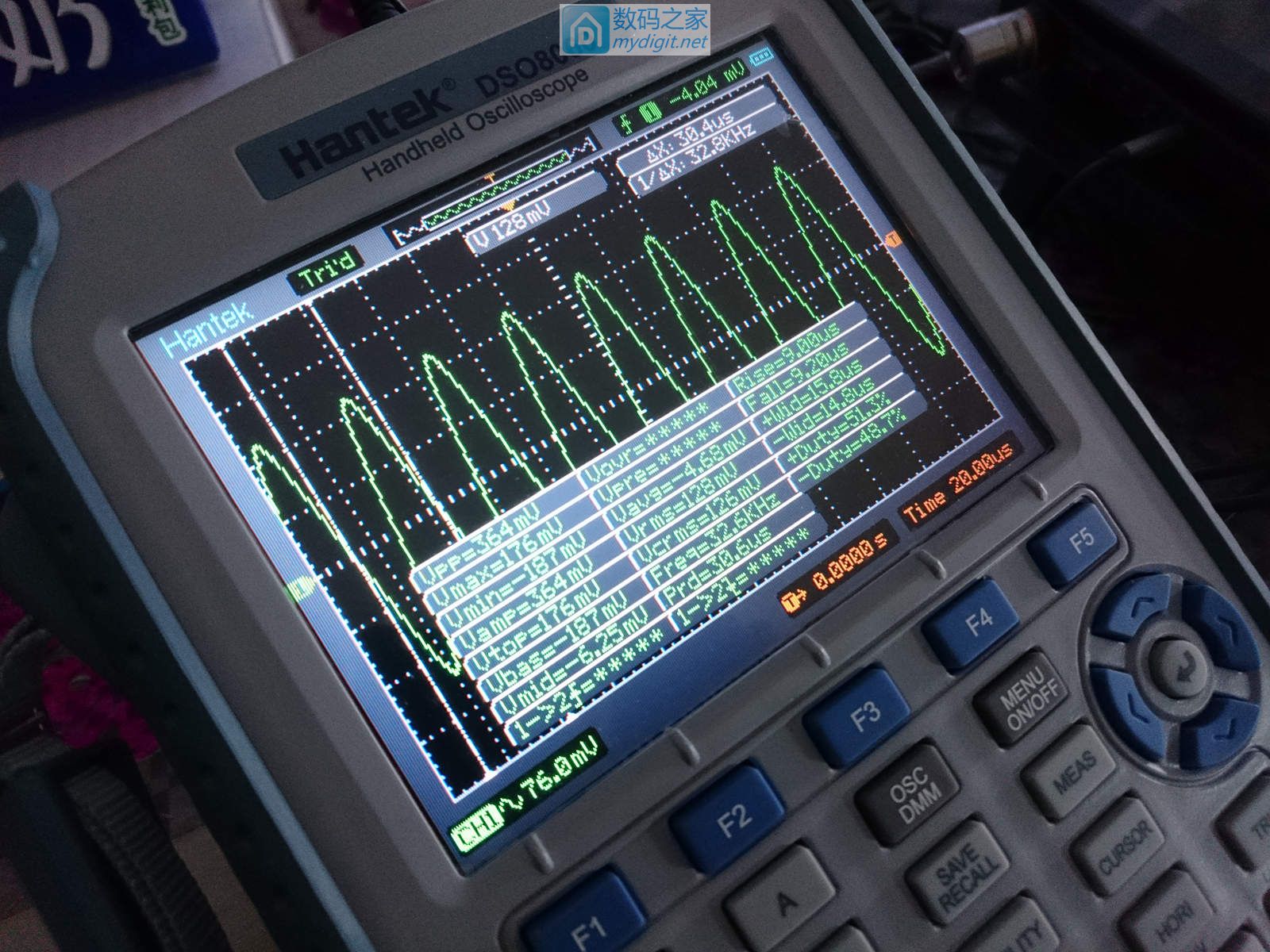 技术大牛太强了！德州仪器TI-89图形计算器拆机维修和CPU超频