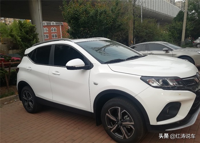 18款东南dx3怎么样,年轻人买二十万左右的车
