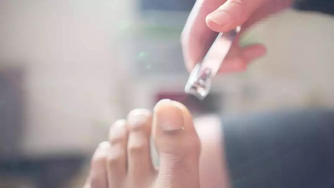 脚痛脚肿如何缓解疼痛,脚痛是什么原因引起的治疗方法