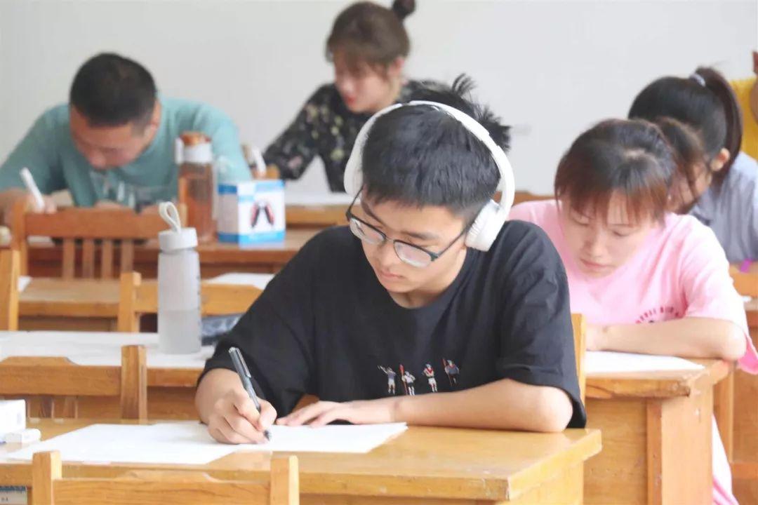 英语四六级第一次考不过会怎样,英语四六级没过考雅思复试可以吗