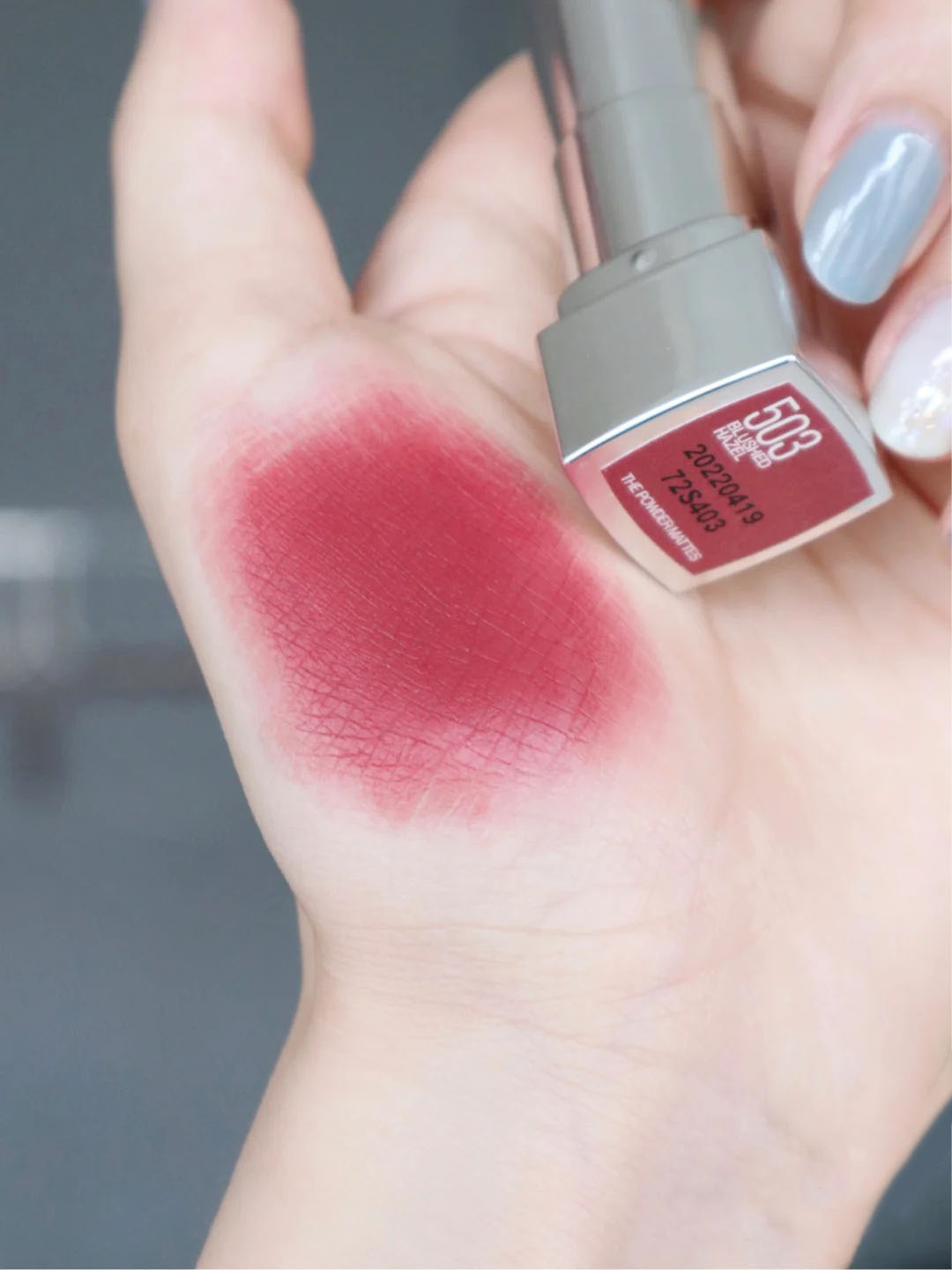 美宝莲黑魔方口红604和503,美宝莲黑魔方503和604