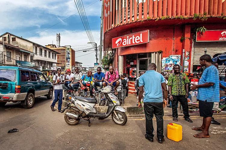 驻外两年，我在非洲买了块地，却不想再回去了