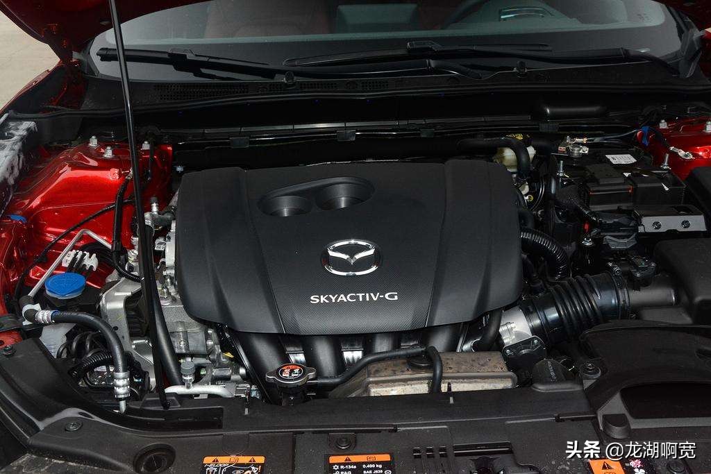 东瀛宝马！最美魂动红马自达CX4是最值得购买的平民买菜车吗