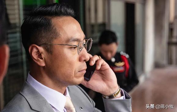 肖央《误杀》:解析导演柯汶利,富有成效的拍摄“手法”