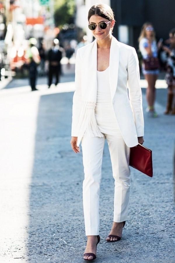 开春别再穿大衣了,今春必备西装这样穿美爆了