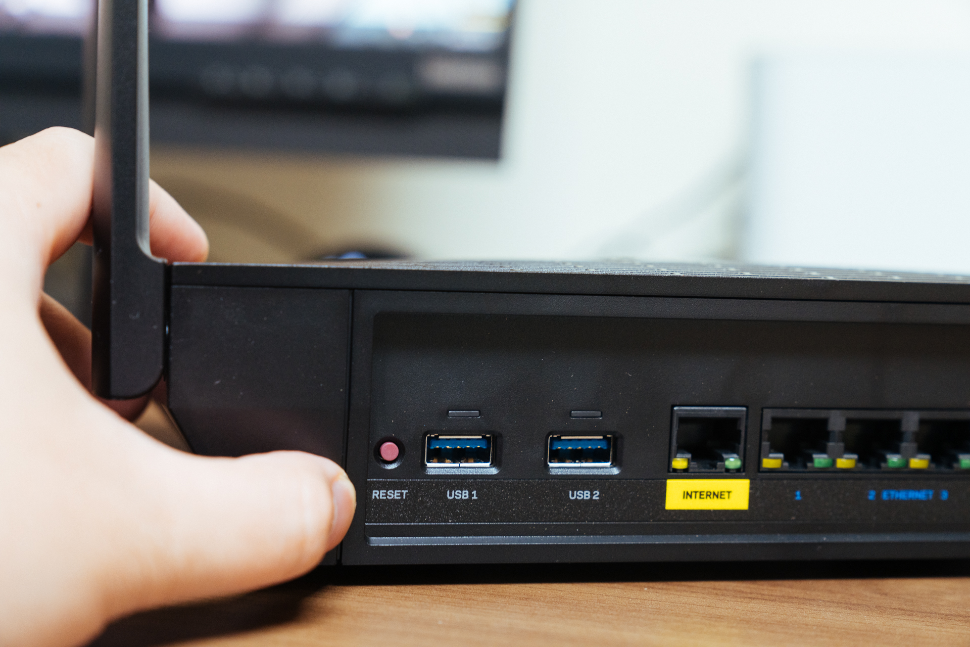 连接nas的路由器哪个最好,23年适合家用nas的路由器推荐