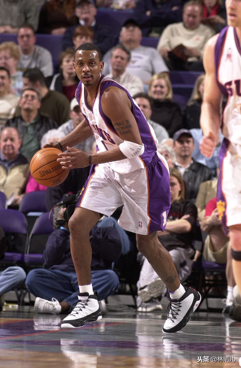 十大耐穿又舒服的休闲运动鞋,公认好看又脚感好的休闲运动鞋