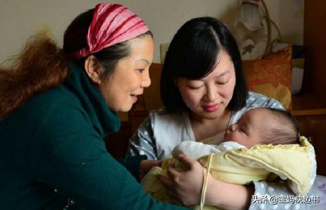 生小孩后手腕疼怎么治疗,生完孩子妈妈手疼该怎么缓解