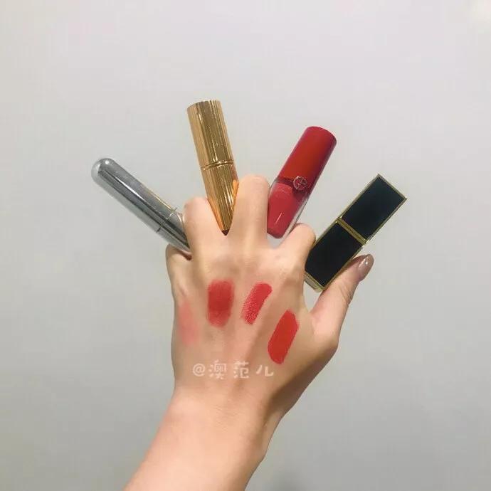 小姐姐日常翻包,翻包记女孩日常出街的包