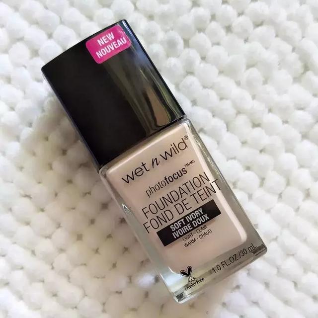 贫民窟女孩粉底液遮瑕推荐,贫民窟女生粉底液测评