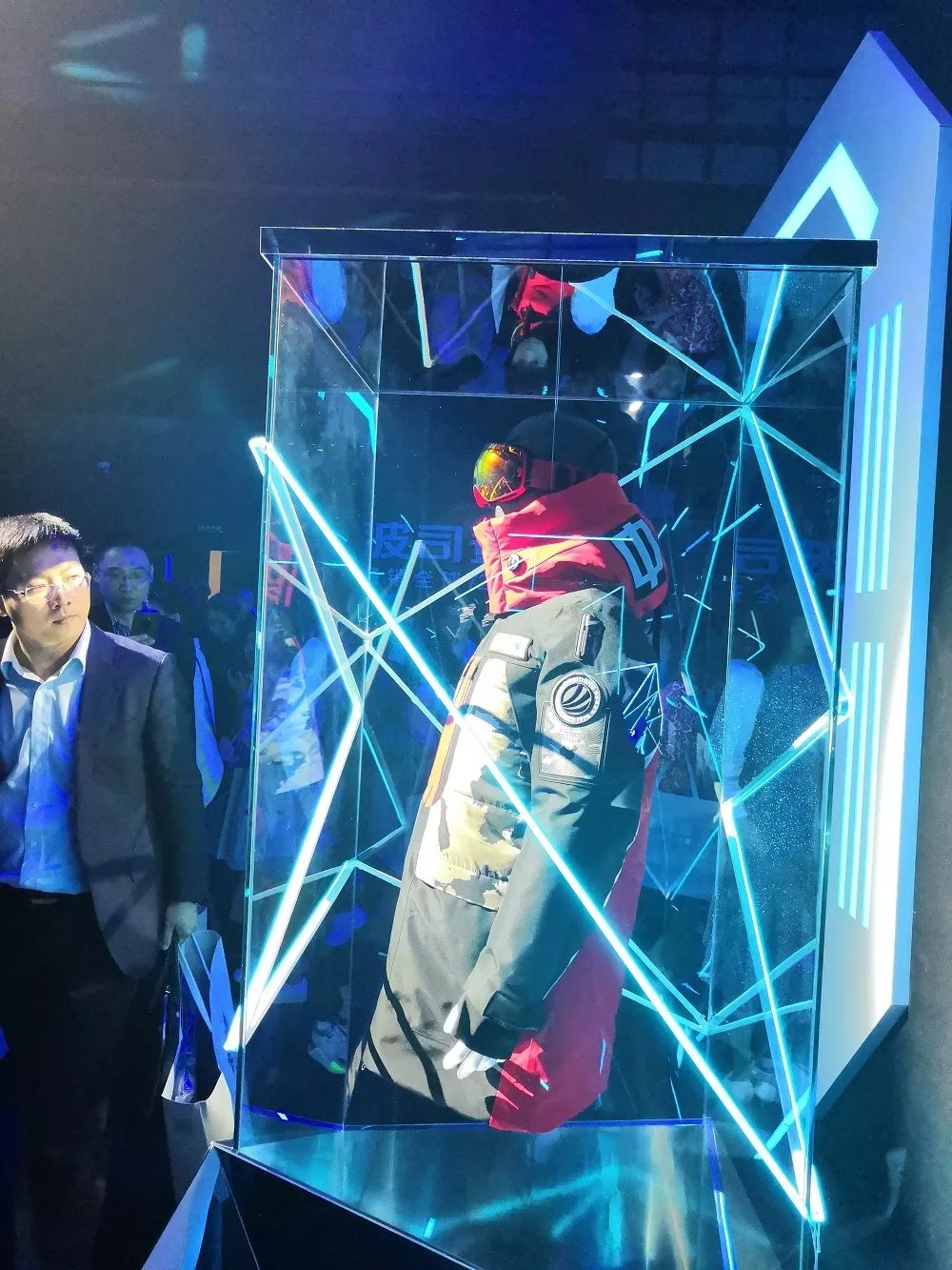 什么类型外套适合不太冷冬天穿,适合冬季穿的外套有哪几款