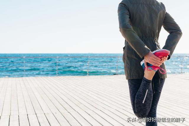 膝盖骨刺初期有什么症状,膝盖骨刺最严重后果怎样