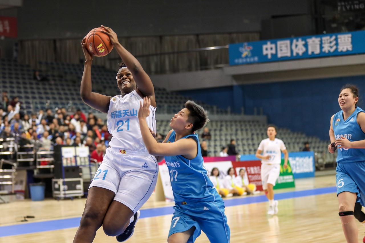 三分球命中率56.7%,三分球命中率100比赛中