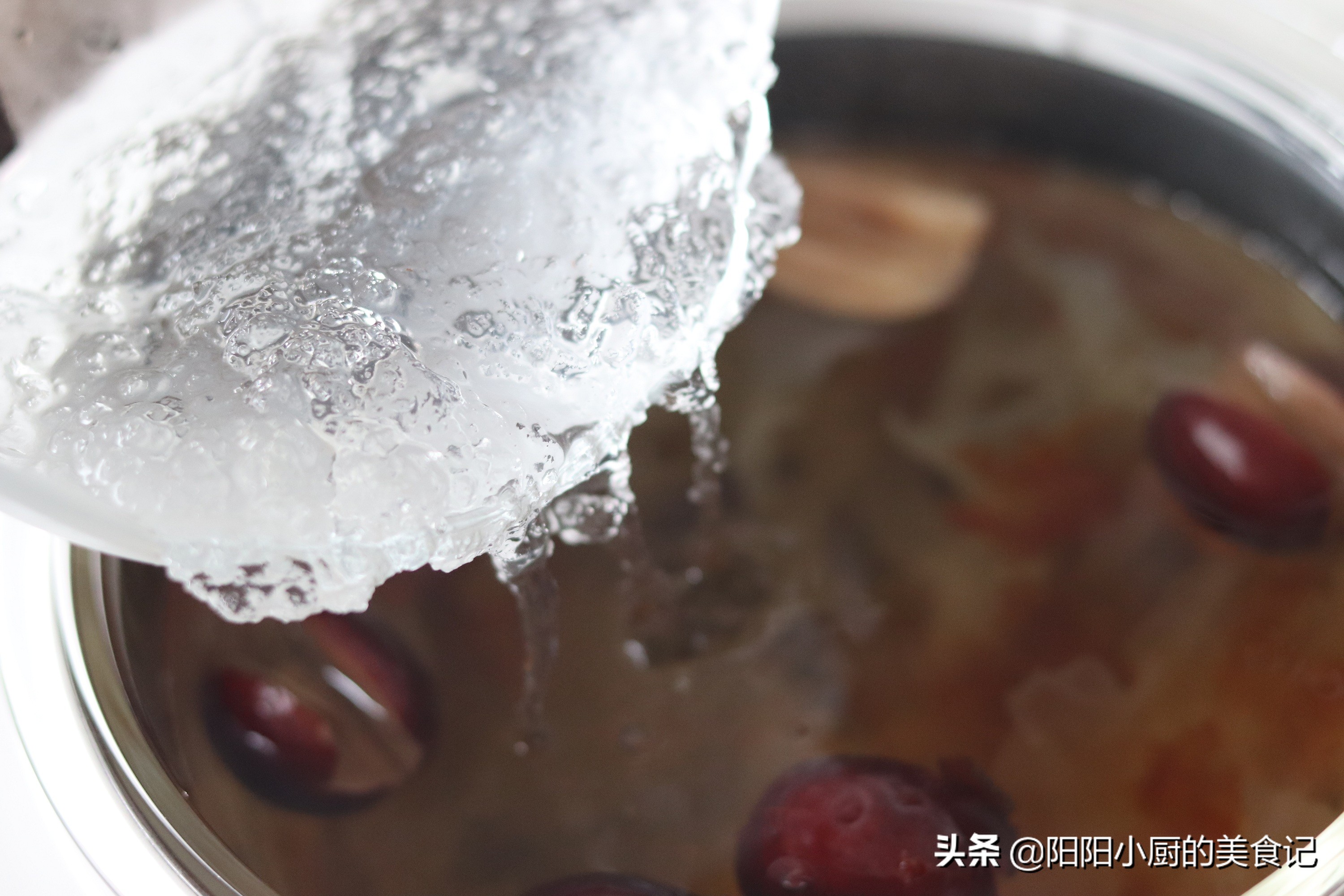 雪燕燕窝提取,雪燕是燕窝的平价代替品