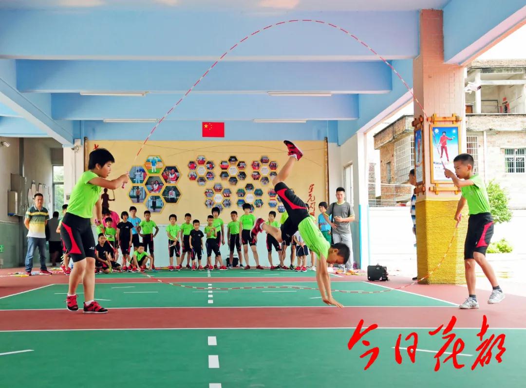 连年输出飞行员，花都教育这样抓体育……