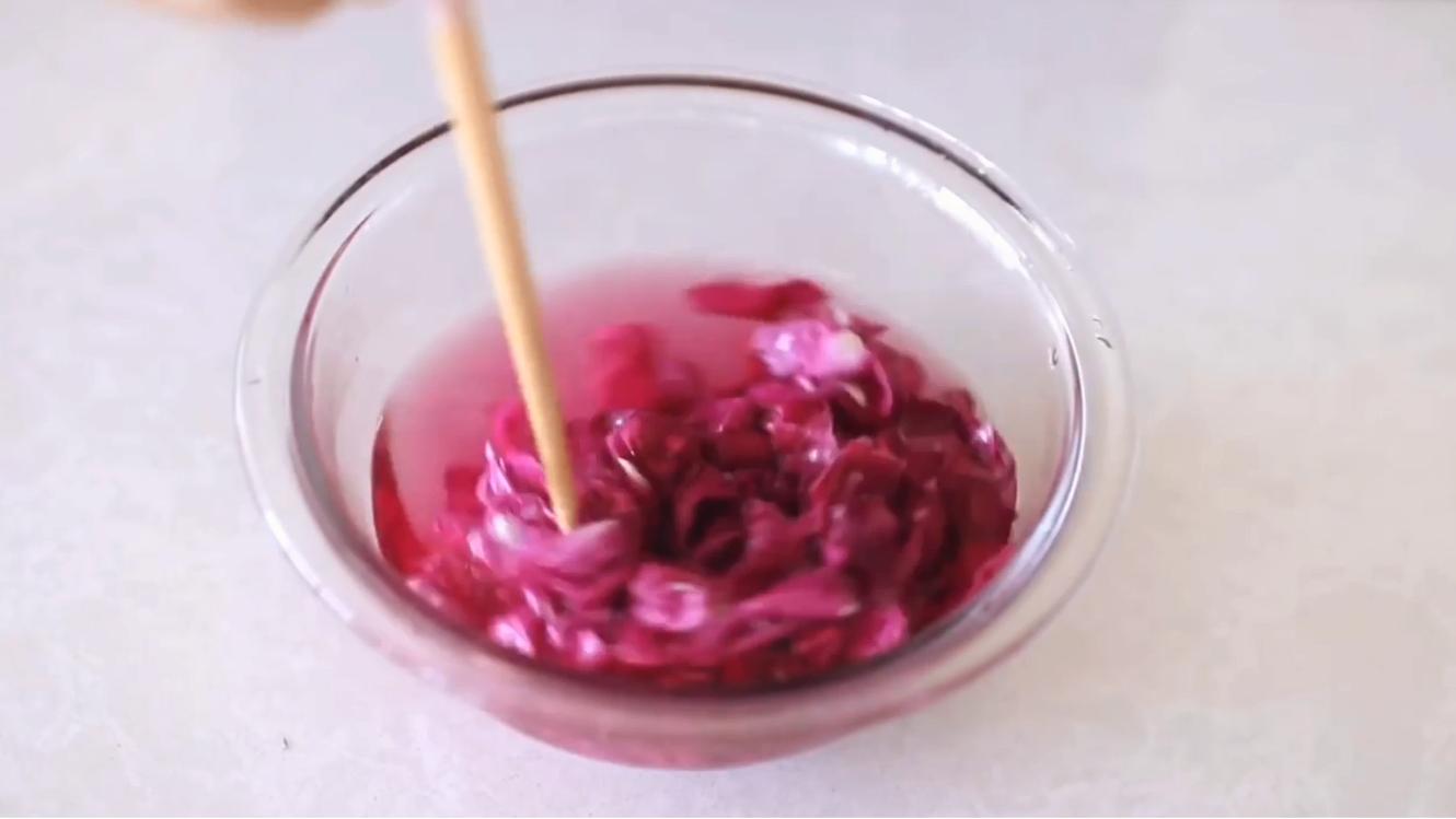 香水玫瑰花瓣的做法,花瓣蒸馏自制香水
