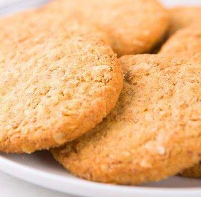 什么牌子的饼干好吃又安全健康,饼干的分类和各自的特点